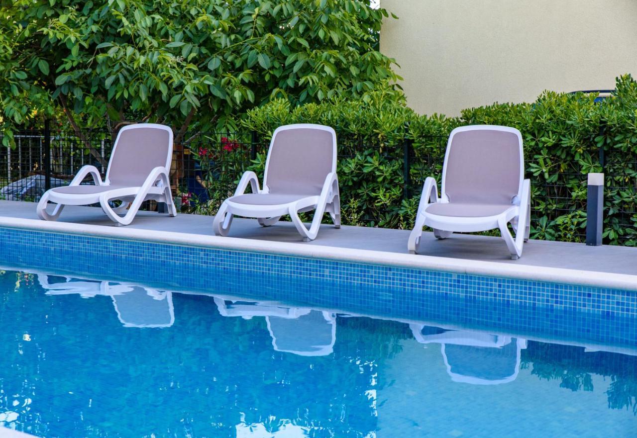 Seka Apartments With A Pool Kaštela エクステリア 写真